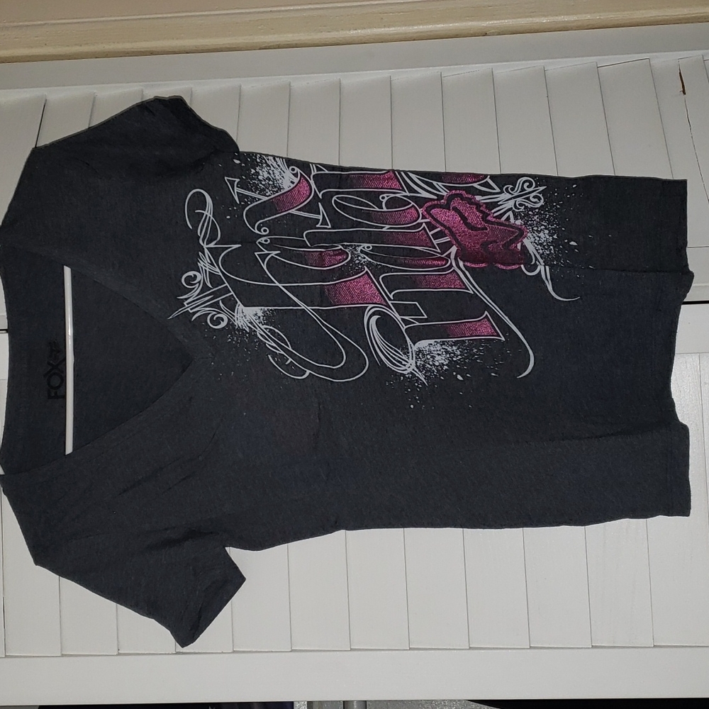 Fox Riders v-neck tee